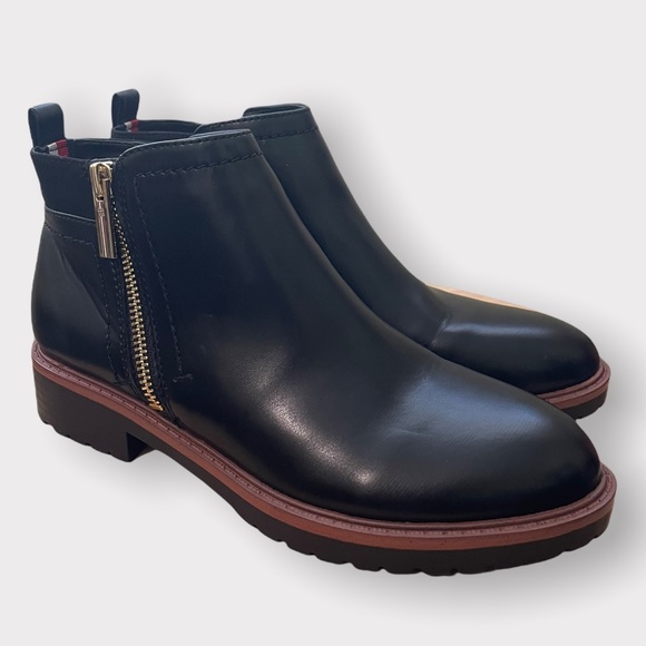 Tommy Hilfiger - Fawn Faux Leather, Black Booties - 6 - Picture 9 of 12